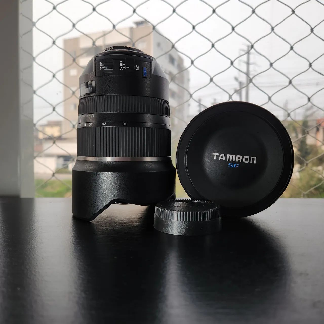 Lente Tamron Nikon FX 15-30 2.8 VR G1 - Foto 5