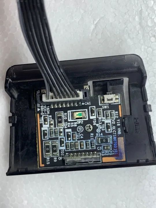 Botão Power e Sensor De TV Samsung UN49RU7100 Modelo BN64-04042D - Foto 3