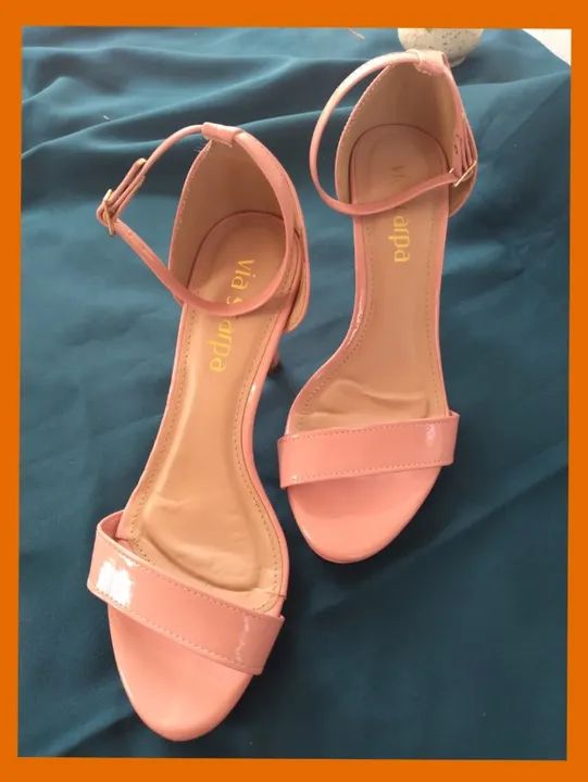 Percata feminina  - Foto 2