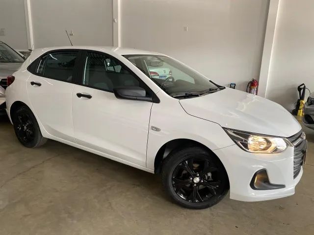 Ônix hb 1.0 turbo - automático - 2022- 23mil km!