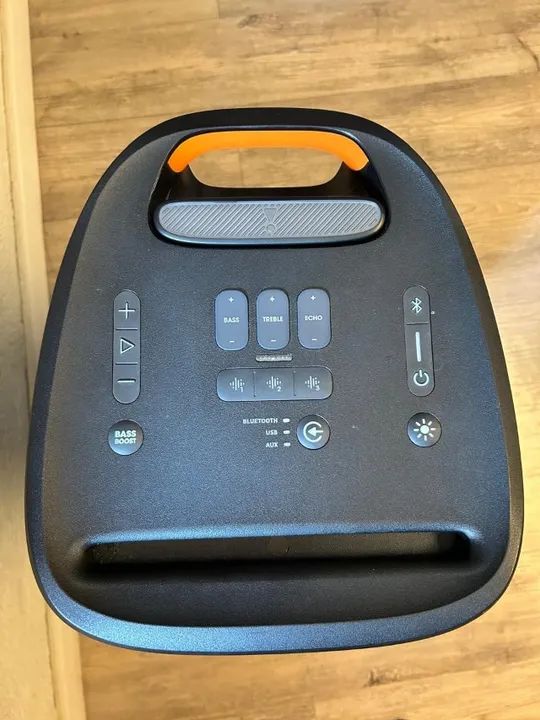 JBL Partybox 310 - semi nova e ótimo estado (FRETE NEGOCIÁVEL) - Foto 3