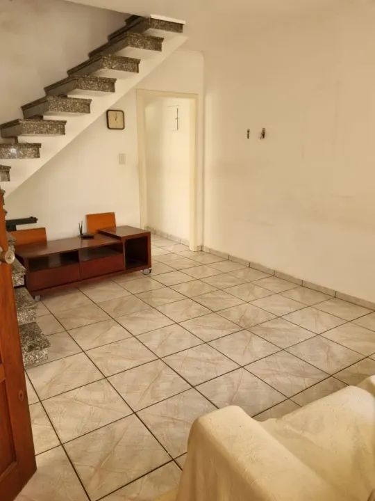 Sobrado para venda com 3 dormitórios - 152m² e 2 vagas no Jardim Paraíso - Foto 2