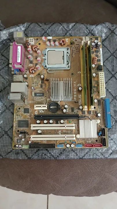 PLACA Mãe DDR2 LGA 775+Espelho+Caixa+Processador+memorias - Foto 2