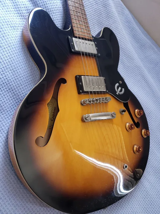 epiphone dot