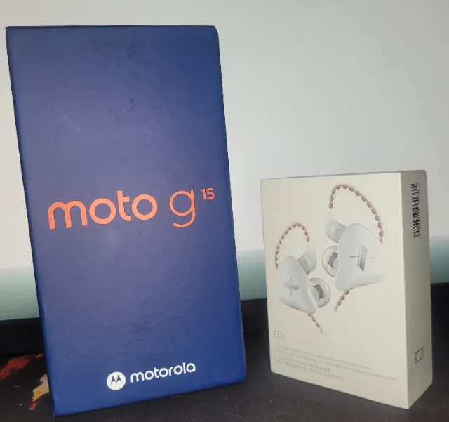 Promoção Celular Motorola Moto G15 128GB lacrado + nota fiscal + fones Kz de brinde