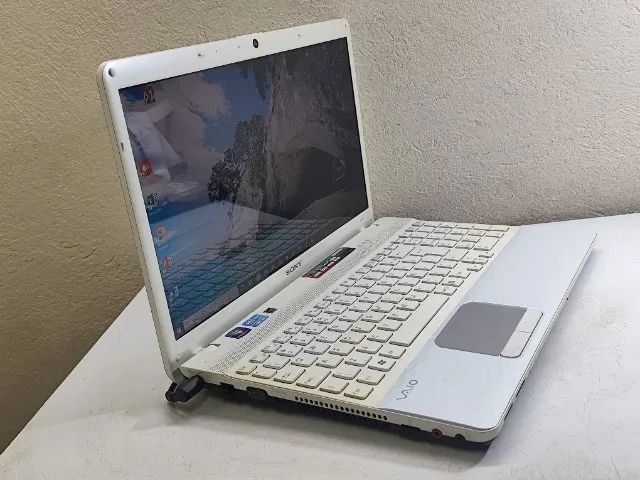 Notebook Sony VAIO i3, 4GB de ram, HD 500GB. Conservado. Bateria dura 1Hora Desempenho TOP - Foto 3