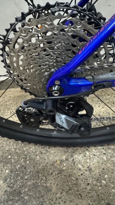 BICICLETA KODE PRODIGY CARBON 29 TAMANHO 17 SEMI NOVA  - Foto 5