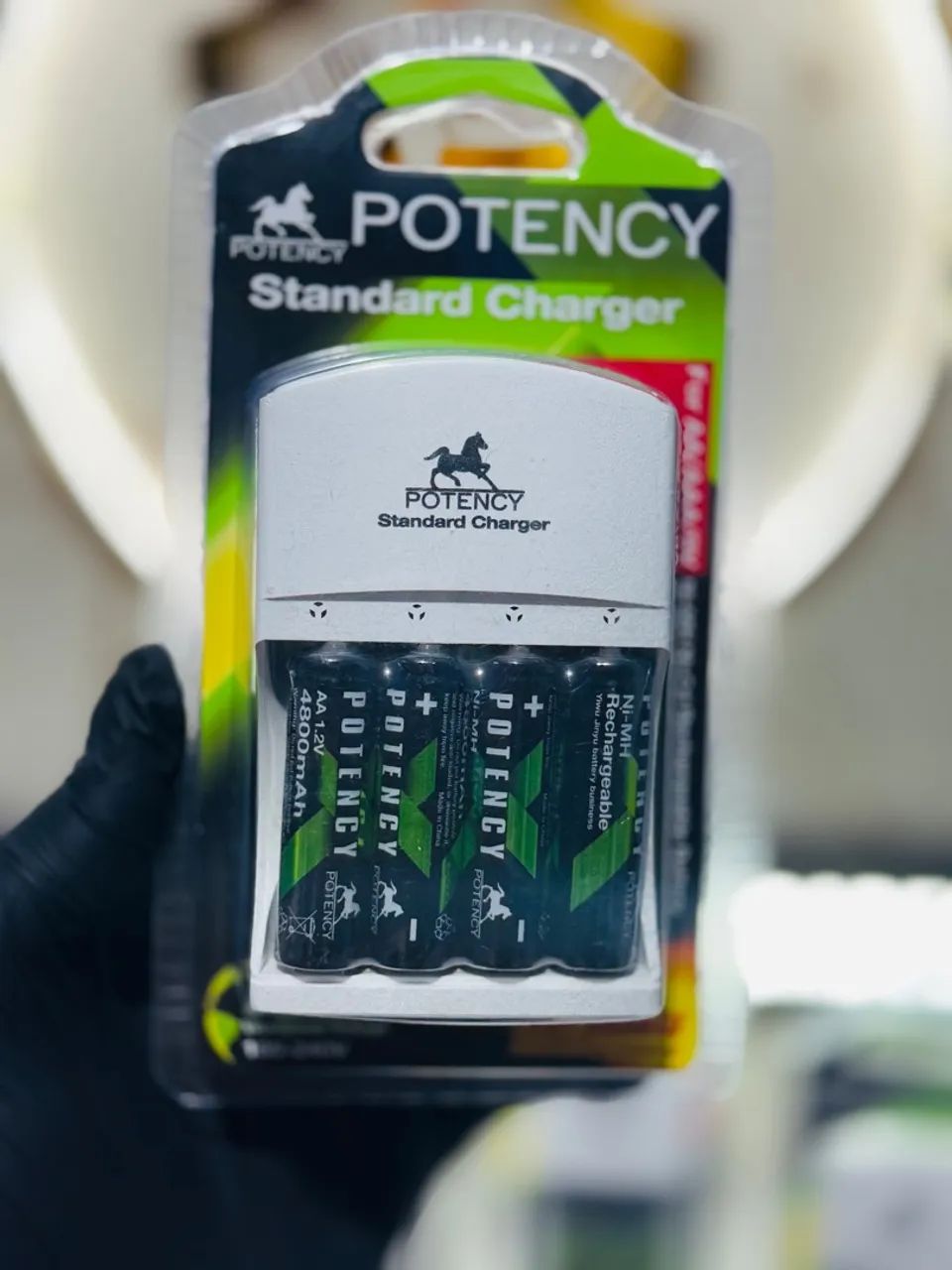 Kit carregador + pilhas recarregáveis  - Foto 3