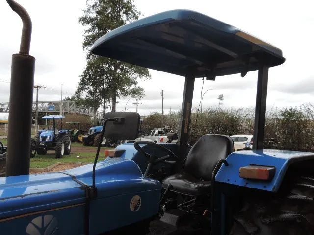 Trator Marca New Holland Modelo - 7630 - Foto 5