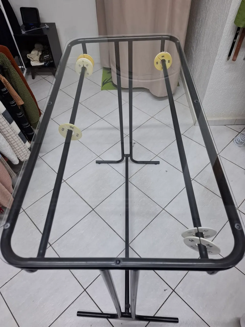 Mesa cabideira