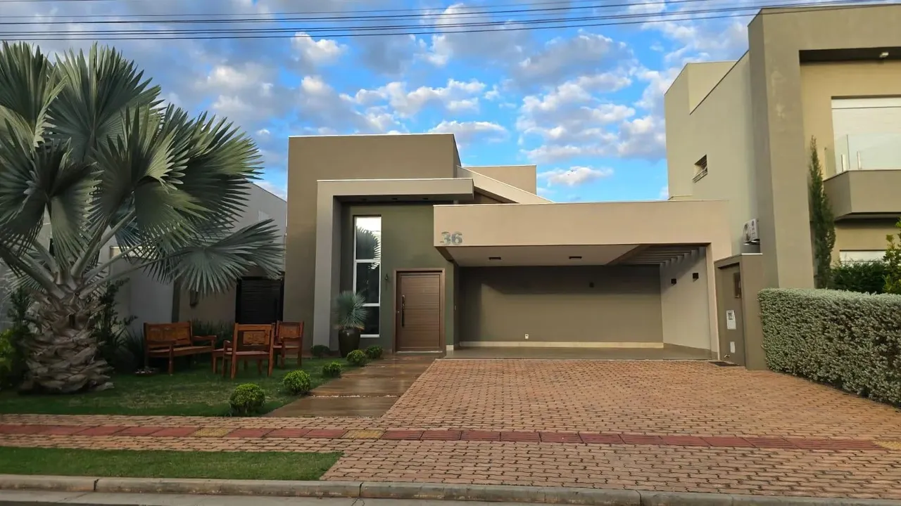 Casa de Alto Padrão para Locação no Alphaville II