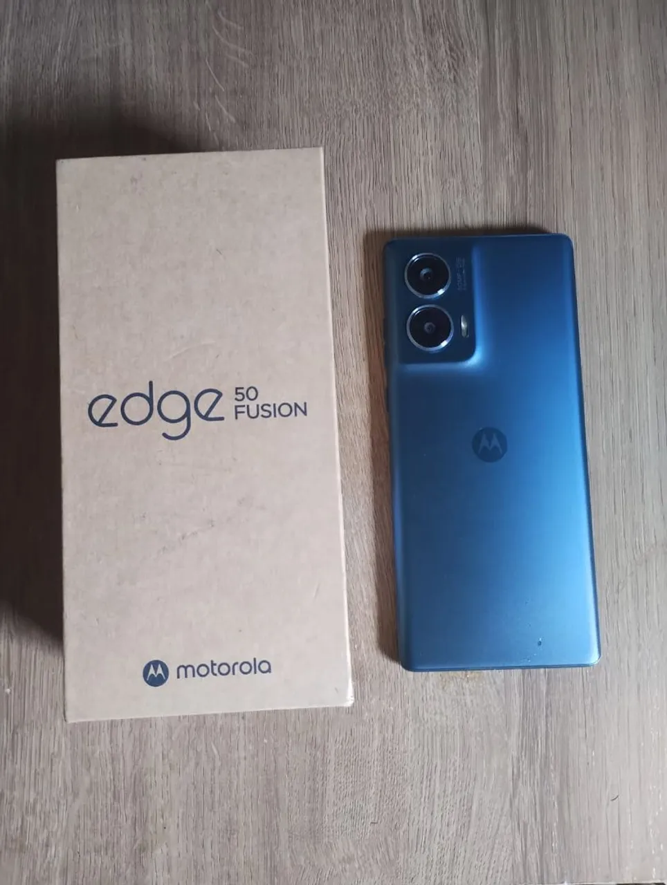 Celular novo Edge 50 fusion