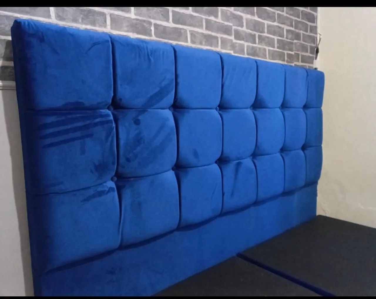 Cabeceira de Cama Box em Veludo Azul