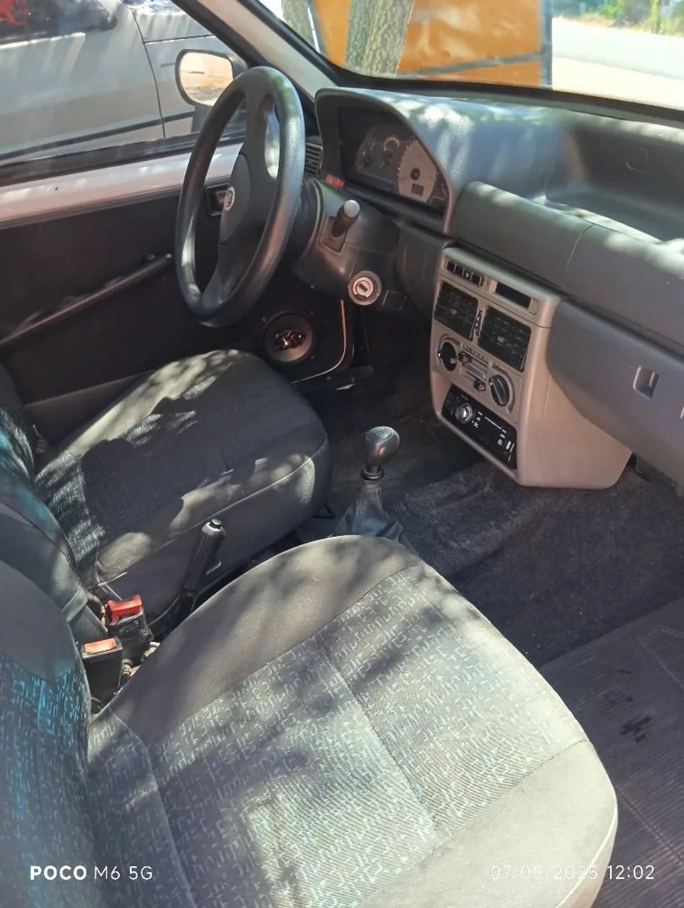 Fiat uno branco - Foto 4