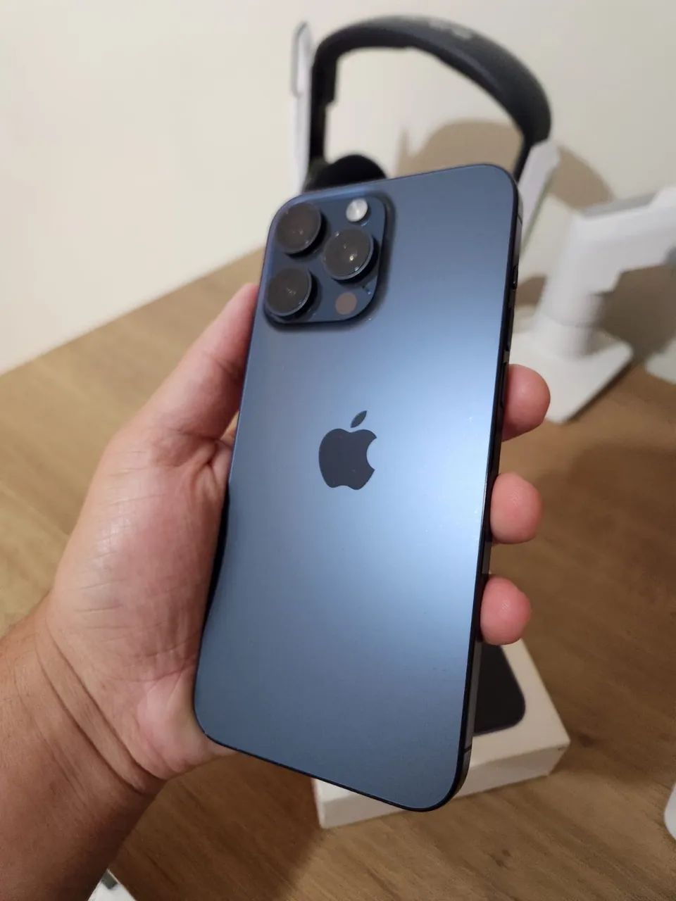 iPhone 15 Pro Max 256GB Azul Titânio (Aceito troca 25Ultra