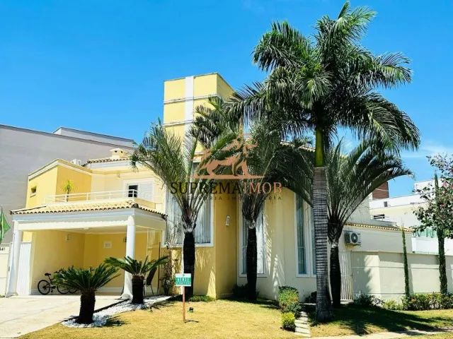 Casa com 03 dormitórios , de esquina á venda Condomínio Ibiti Royal Park