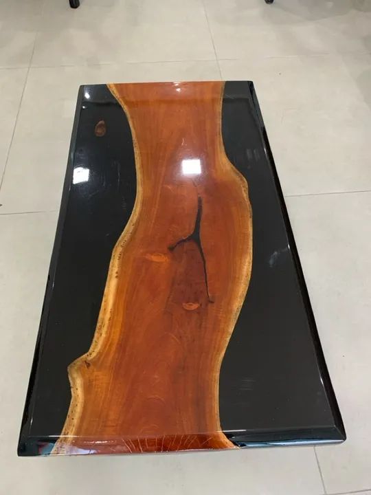 Mesa de Centro em Madeira e Resina Epóxi - Foto 2