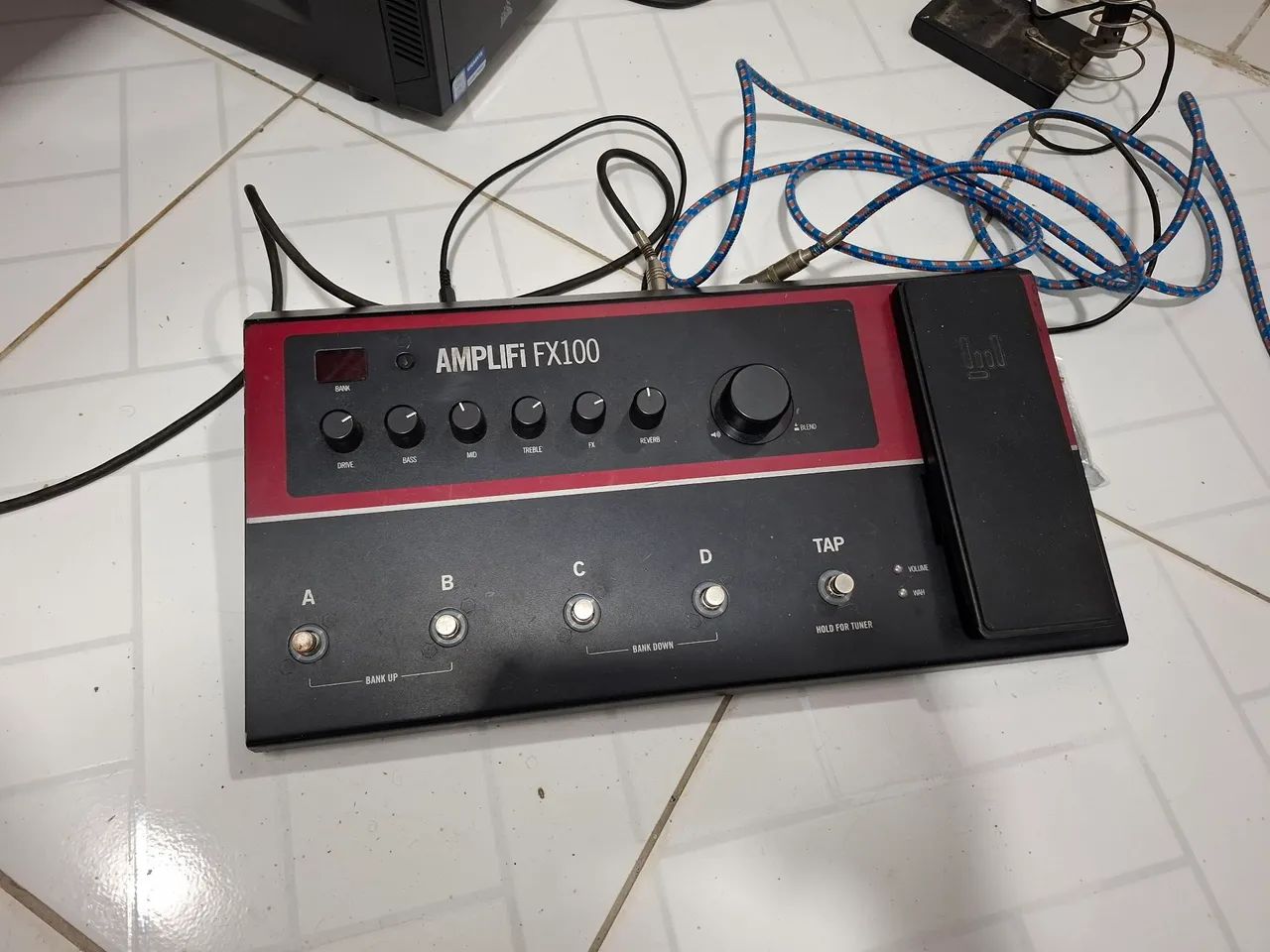 Line 6 AMPLIFi FX100