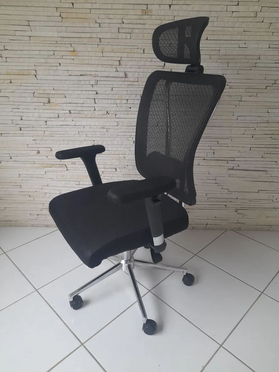 Cadeira Presidente confi - Foto 2