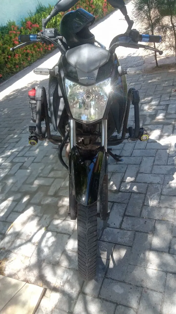 Moto muito nova top