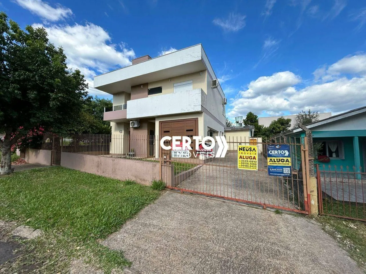 Casa com 3 dormitórios para alugar, 217 m² por R$ 3.400,00/mês - Vila Irmã - Sapiranga/RS