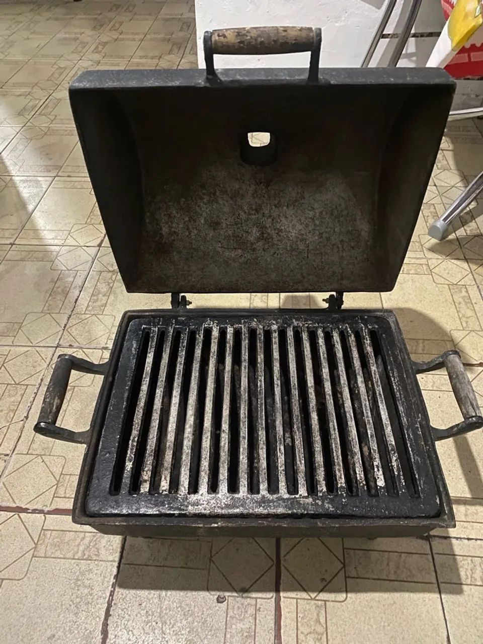 Churasqueira A bafo em alumínio batido