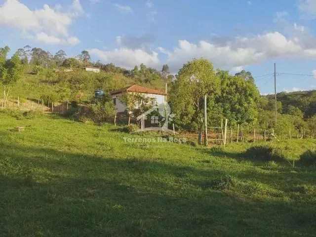 Sitio em Desterro de Entre Rios - MG Linda vista  aceita carro 179 mil