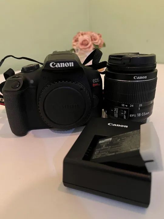 CANON EOS REBEL T7 + lente e acessórios - Kit Completo, Quase Nova (Usada Apenas 2 Vezes)! - Foto 4