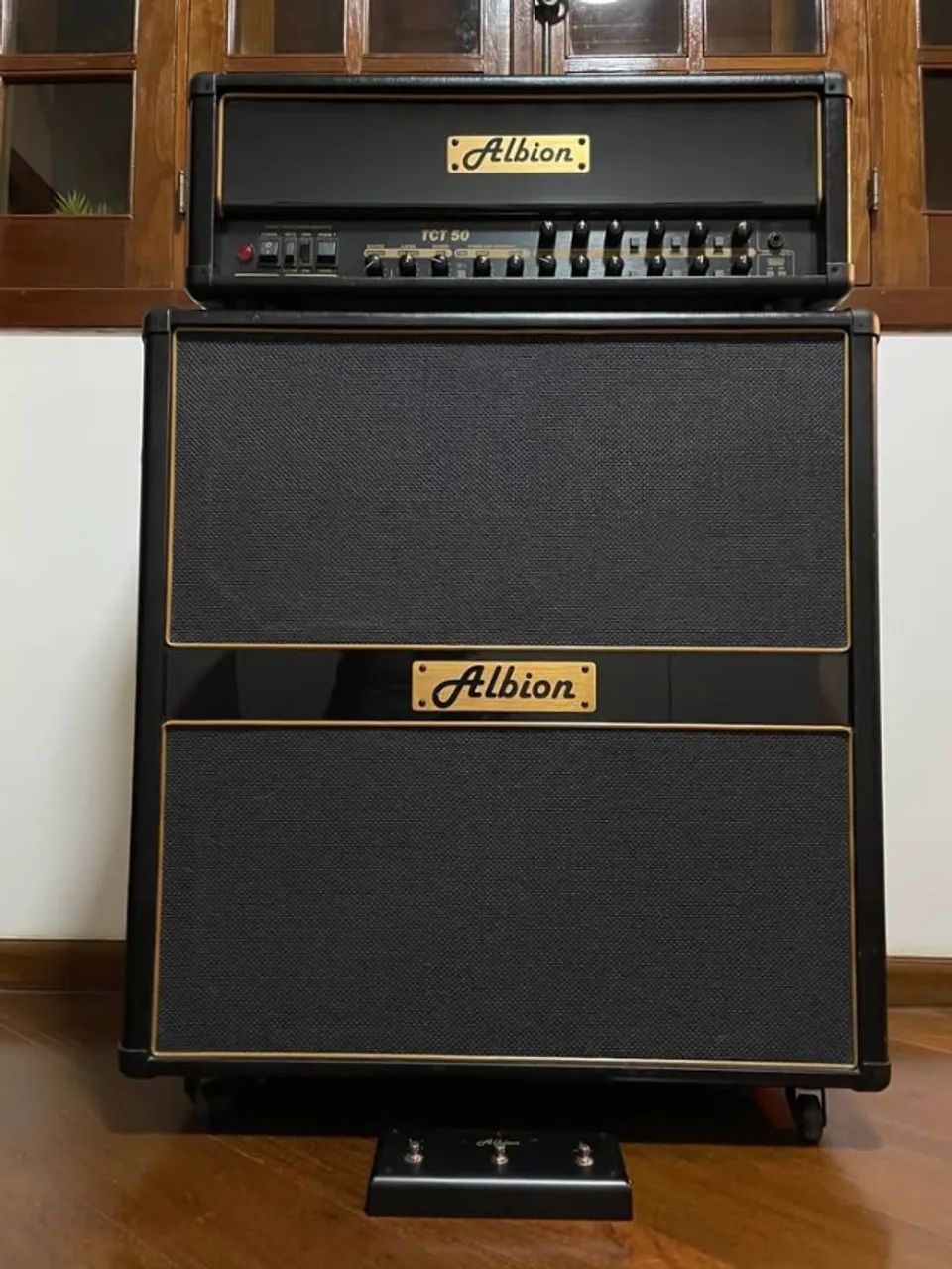 Amplicador Albion TCT50 + Caixa Albion 4X12 - Super Conserva, raridade!!