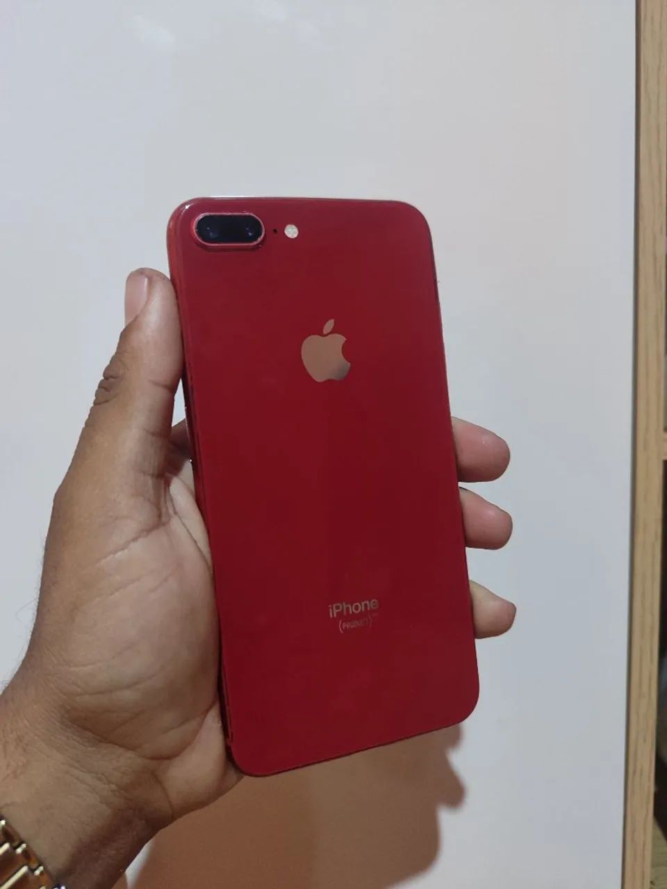iPhone 8 PLUS RED 64GB SEMI NOVO - Celulares e Smartphones