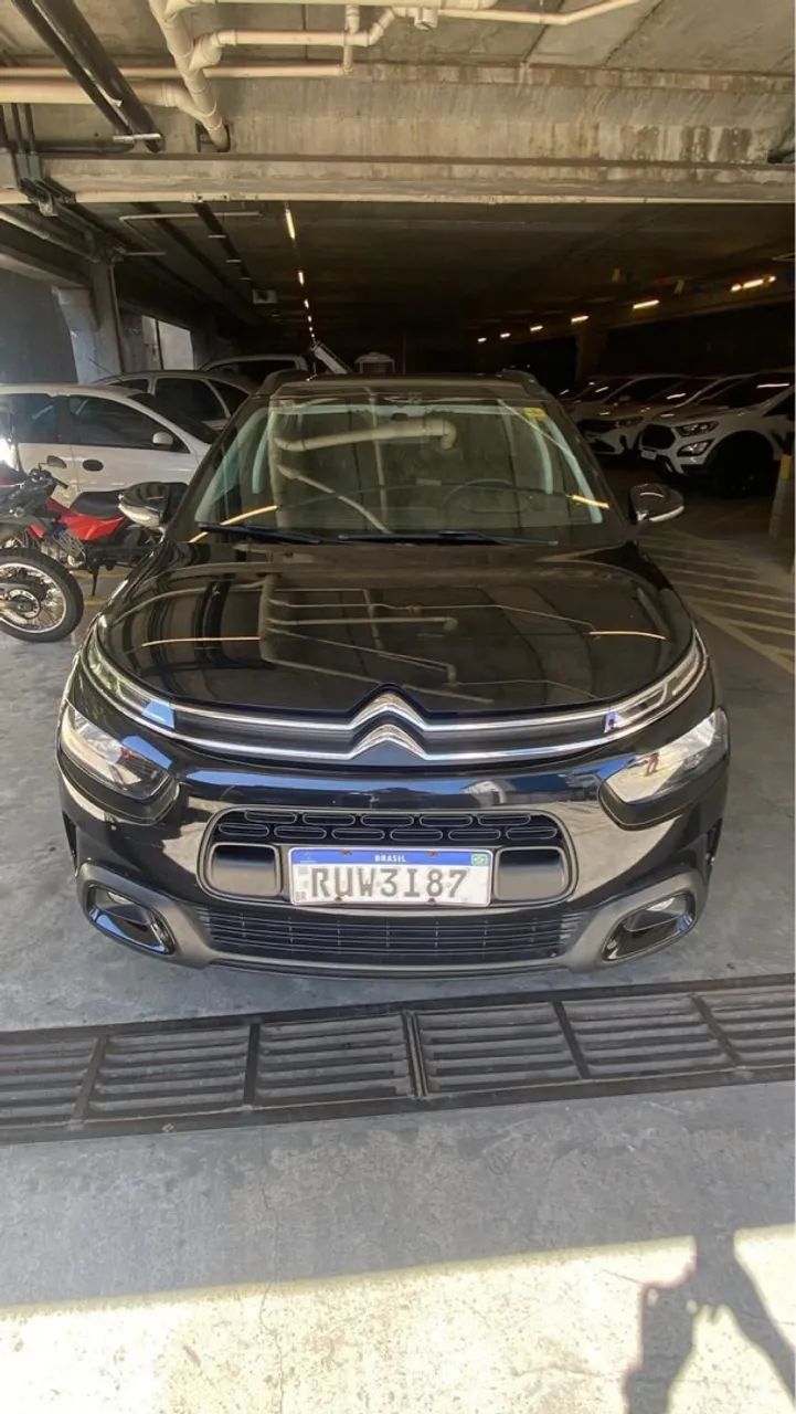 Vendo ou alugo categoria black, câmbio automático, kit gas 5ª geração.