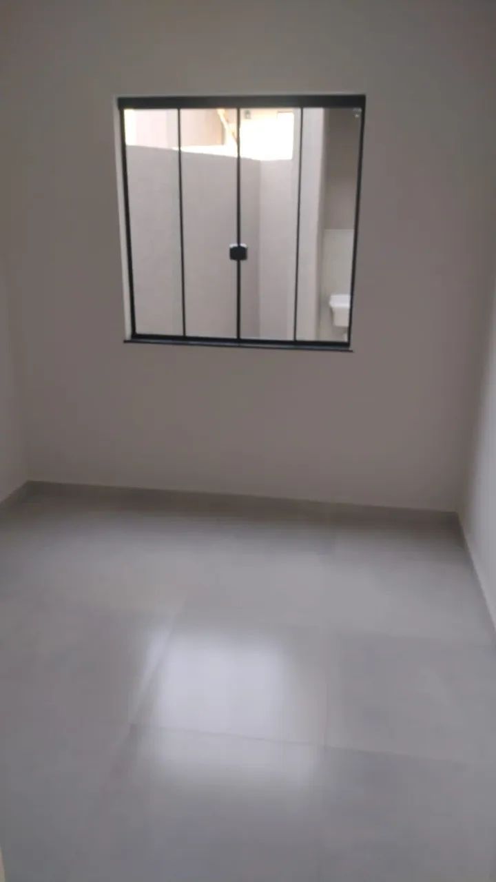 Linda residência com 02 quartos e amplo terreno no esplanada !! - Foto 4