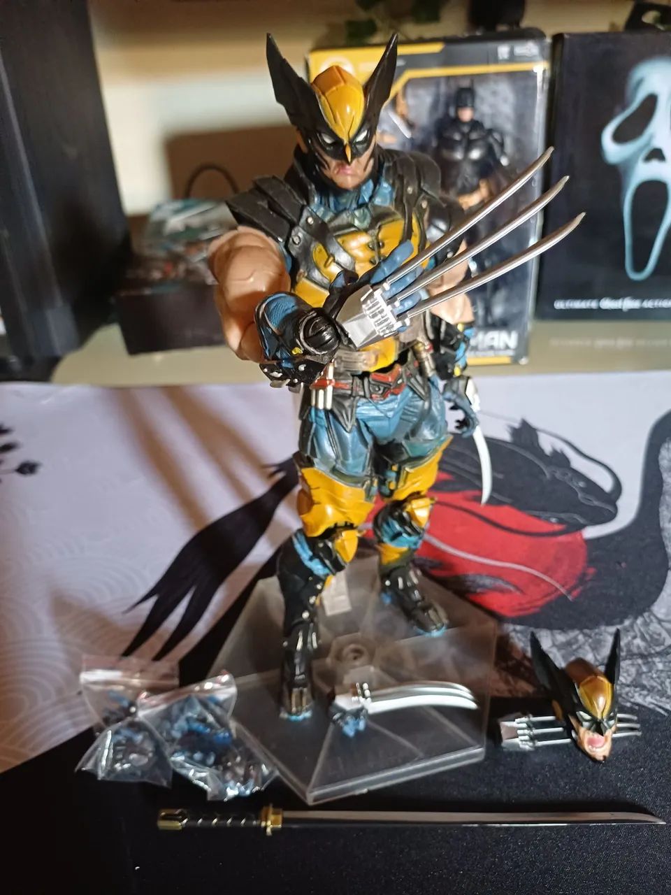 Wolverine play arts kai bootleg Antiguidades Cedro 1443335256