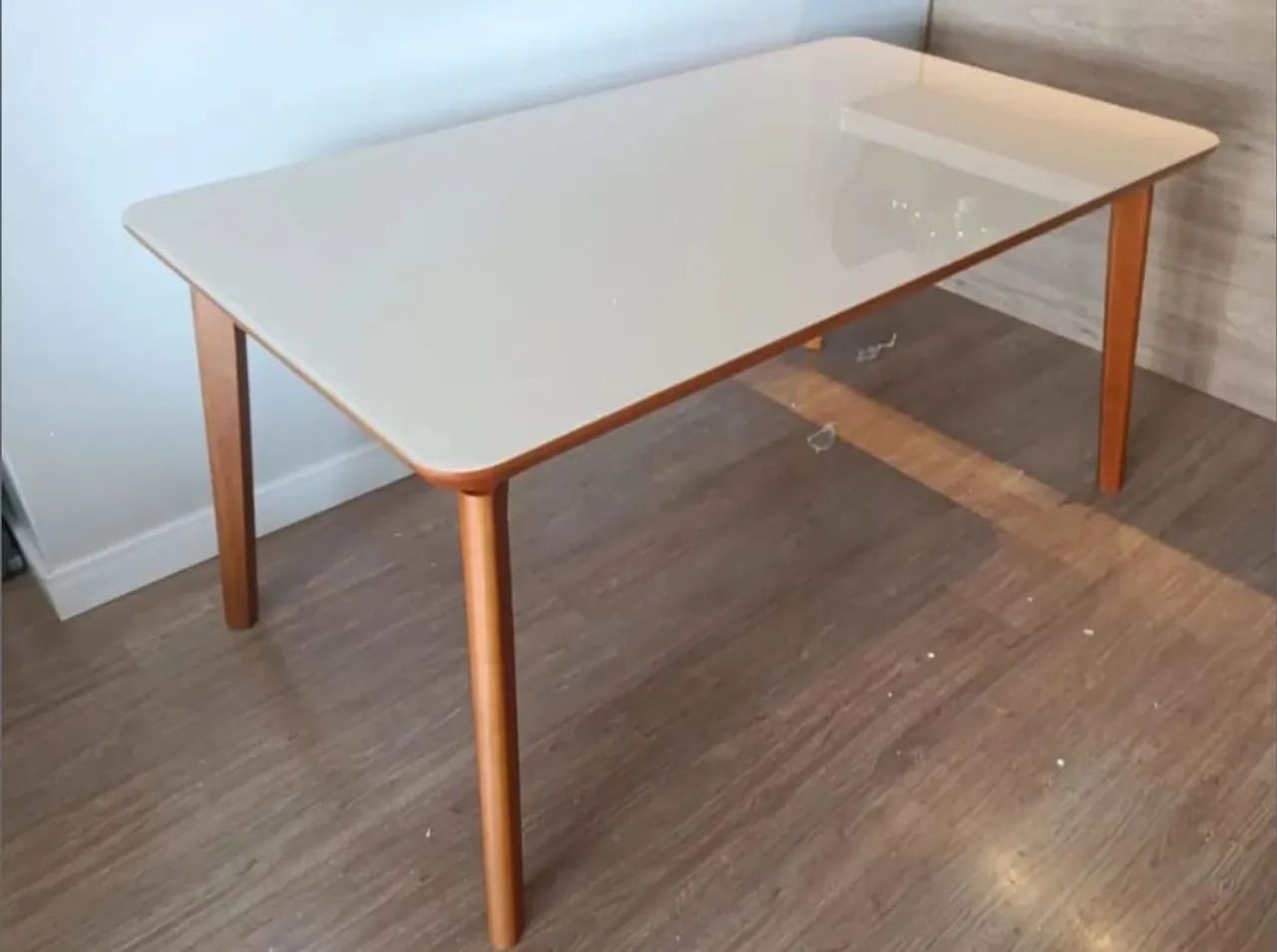 Mesa de Jantar Moderna para 6 cadeiras 180x90 ( somente a mesa )