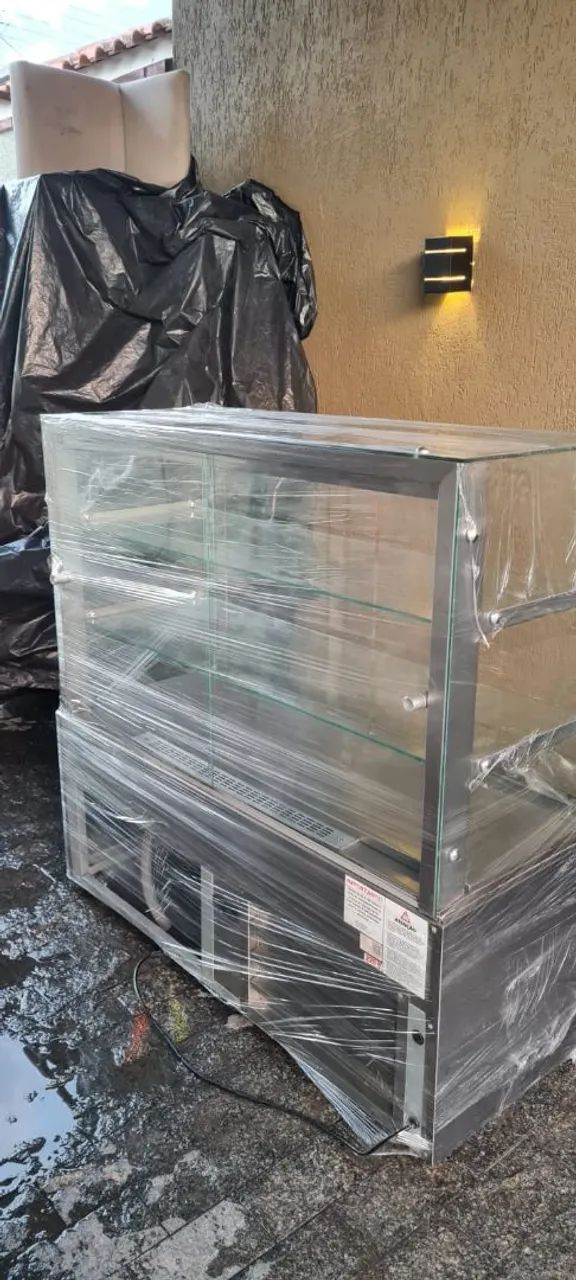 VITRINE REFRIGERADA EM LED DE 1,20 MT - CONFEITARIA E PADARIA - Foto 2