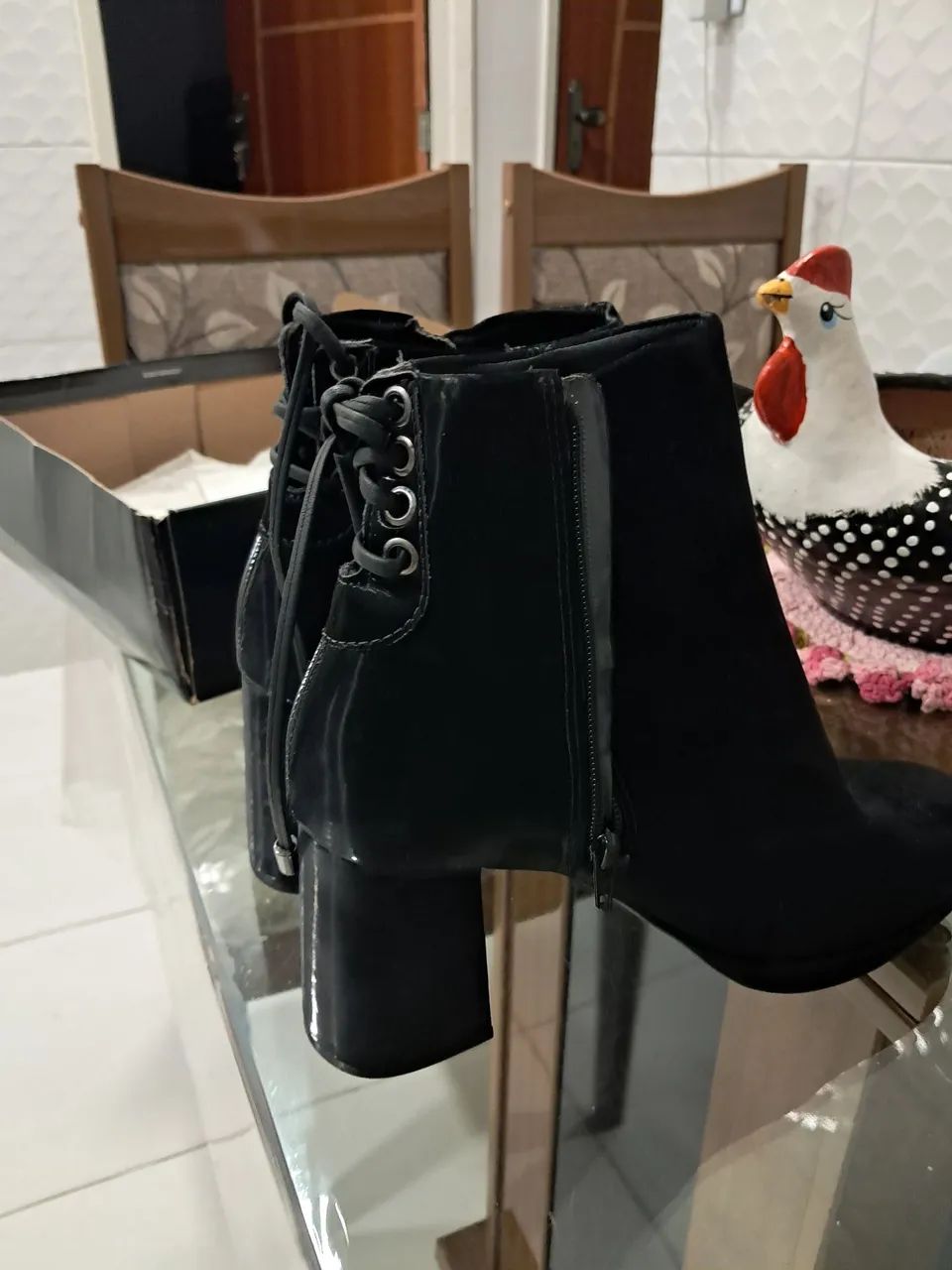 Botas Da marca Vizzano seminovas. - Foto 2