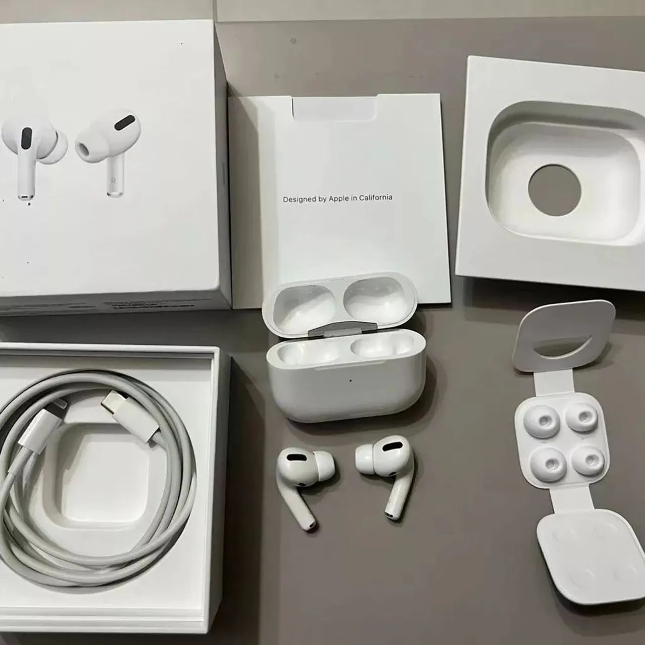 FONE BLUETOOTH AIRPODS 2 PRO ( QUALIDADE INCRÍVEL) 