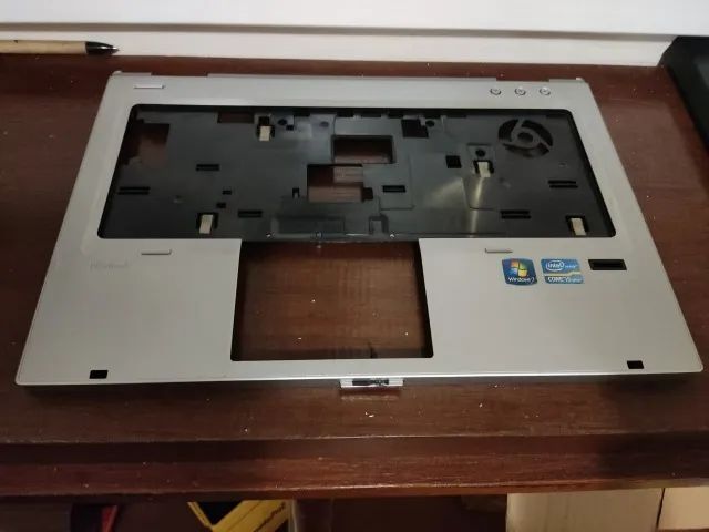 Carcaça Palmrest Para Notebook Hp Elitebook 8470p - Foto 3