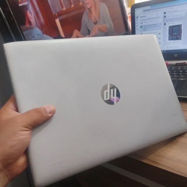 Notebook hp i5 de oitava com ssd (rapido)
