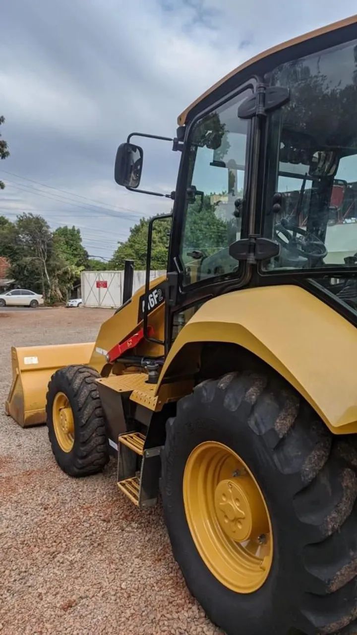 Retroescavadeira Cartepillar 416f ano 2016 - Foto 3