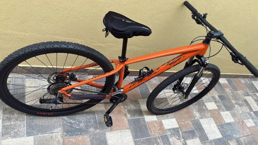 Duas Bicicletas aro 29 MTB tws hunch plus quadro 19 e 15 