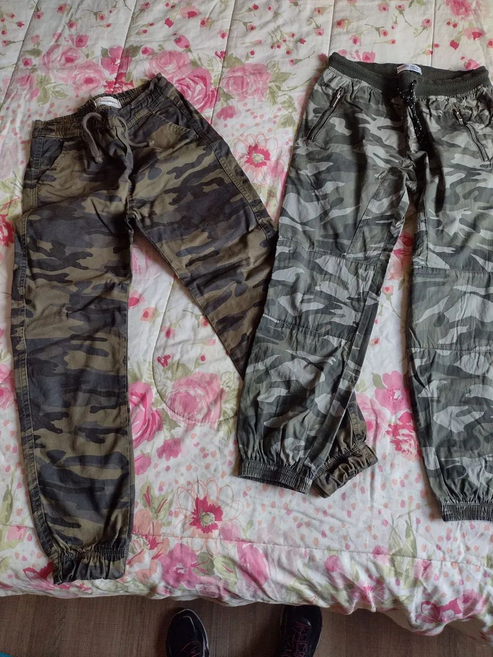Calças camufladas infantis - Tamanho 10