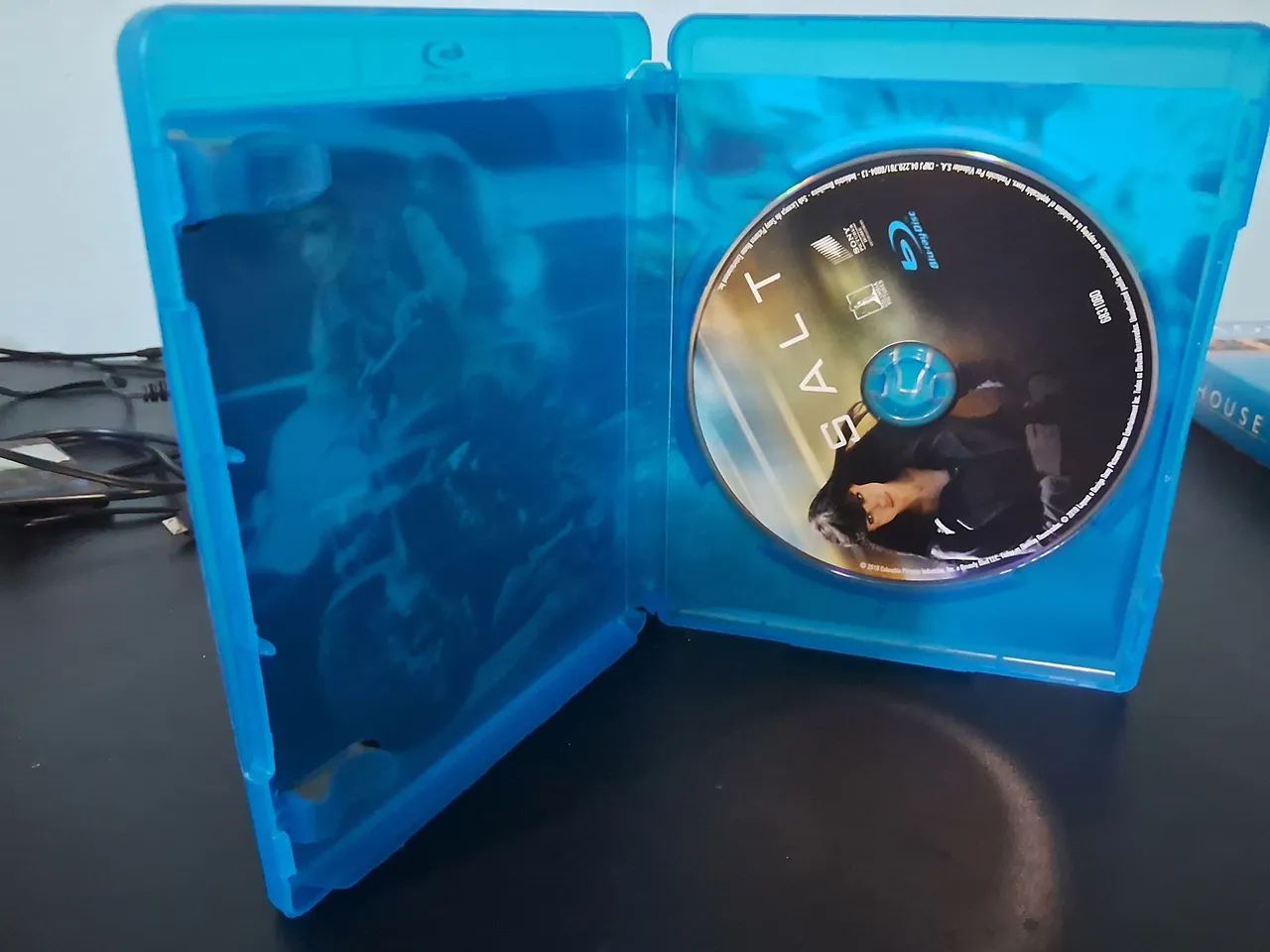 Filme Salt - Blu-Ray - Foto 5