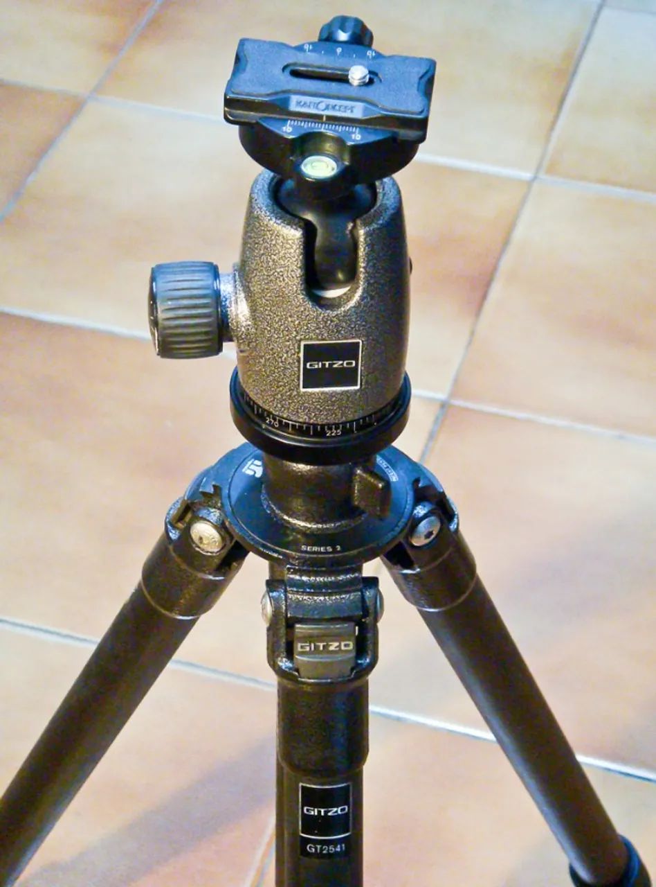Tripé GITZO GT2541 Fibra De Carbono + Ball Head GITZO G1277M - Foto 2