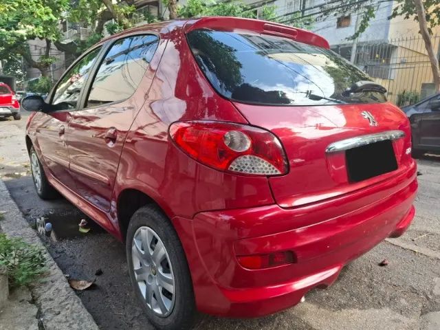 Vendo Peugeot 207 Vermelho 4 Portas - Ótimo Estado! - Foto 4