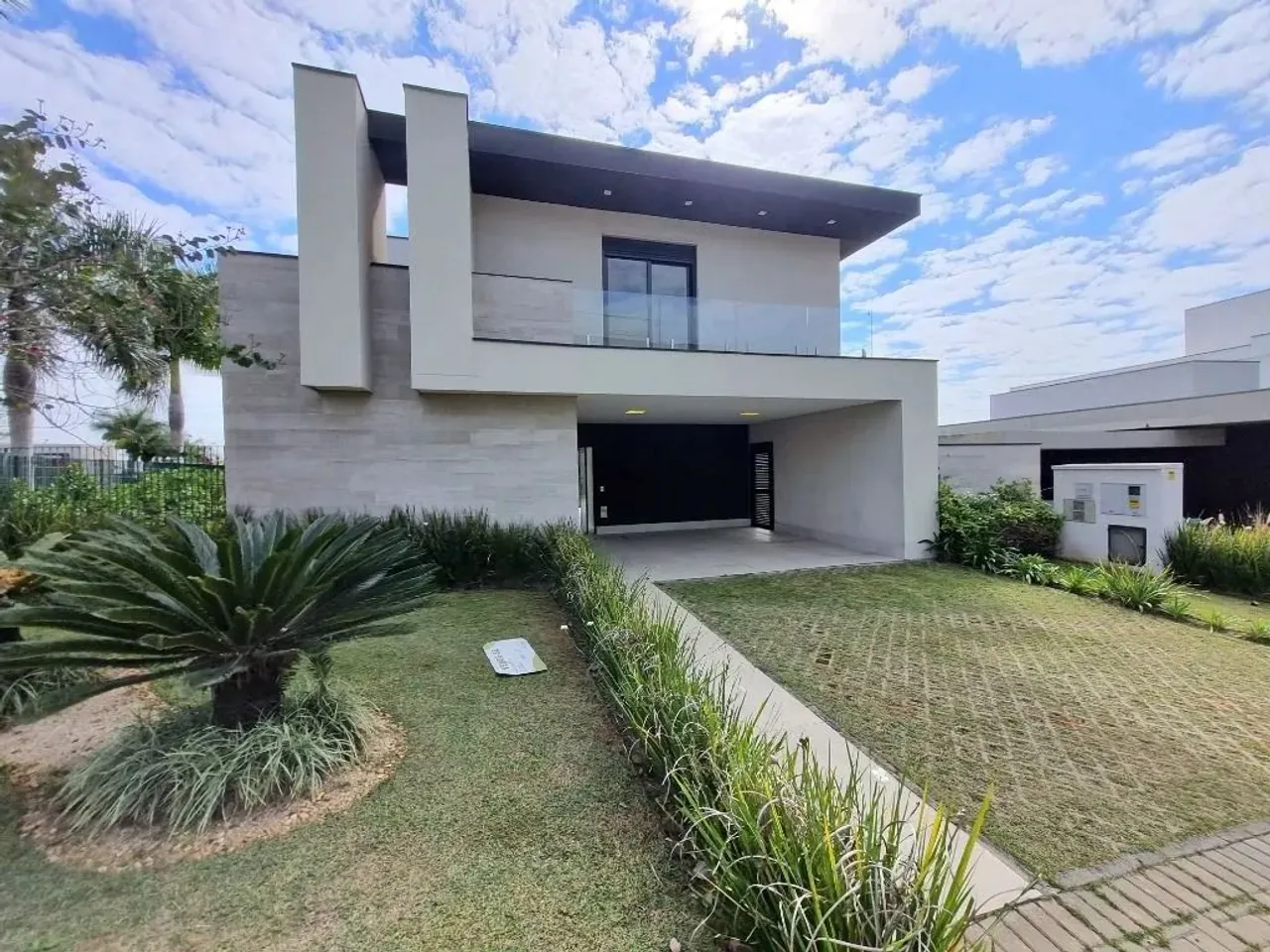 Casa com 4 suítes à venda, 339 m² por R$ 2.900.000 - Alphaville Nova Esplanada 4 - Votoran