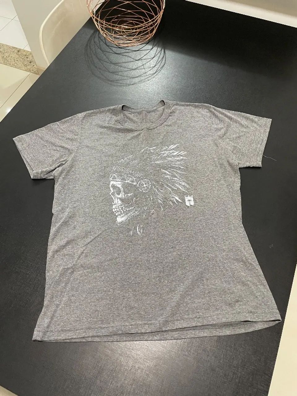 Camisetas e Camisas NOVAS - Foto 5