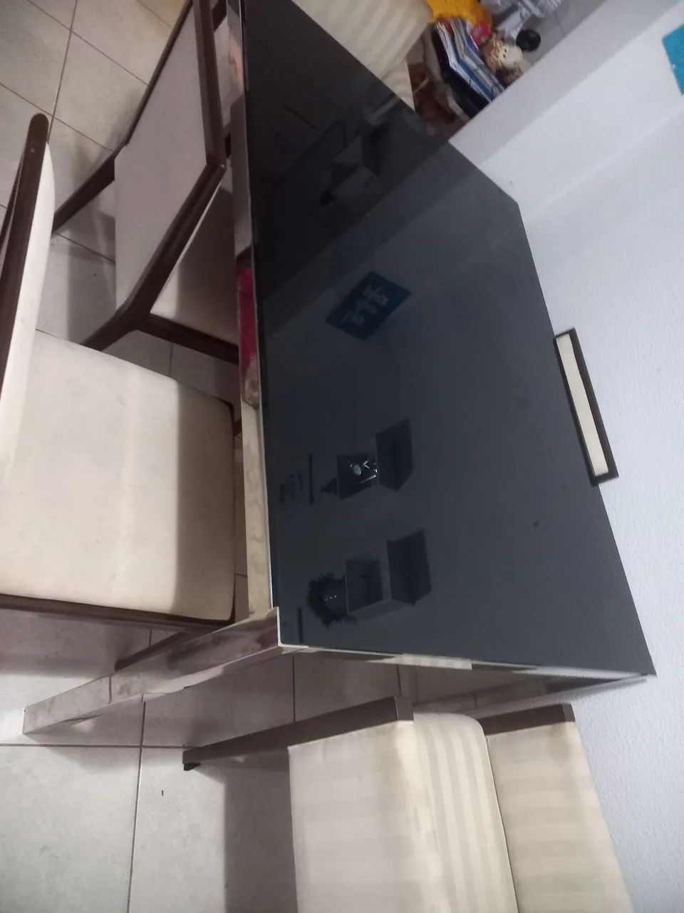 Mesa de Jantar em Vidro Temperado
