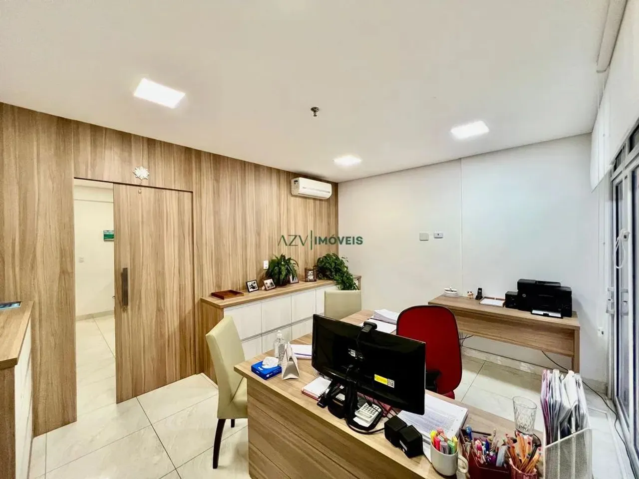 Sala comercial a venda no edifício Cosmopolitan em São José dos Campos/SP