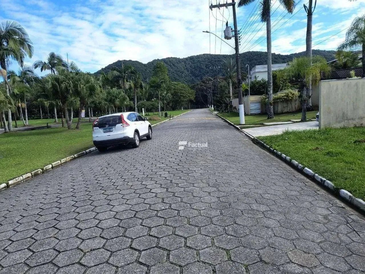 Terreno à venda, 1000 m² por R$ 1.200.000,00 - Acapulco - Guarujá/SP